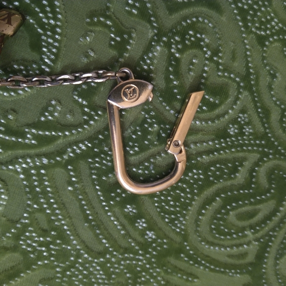 Louis Vuitton Monogram Key Cles - Picture 6 of 12